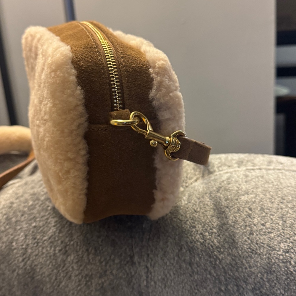 UGG Cream Plush Crossbody Bag with Leather Accents - Picture 3 of 8